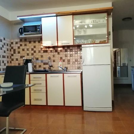 Apartmani Petra Vrsi Ngoại thất bức ảnh